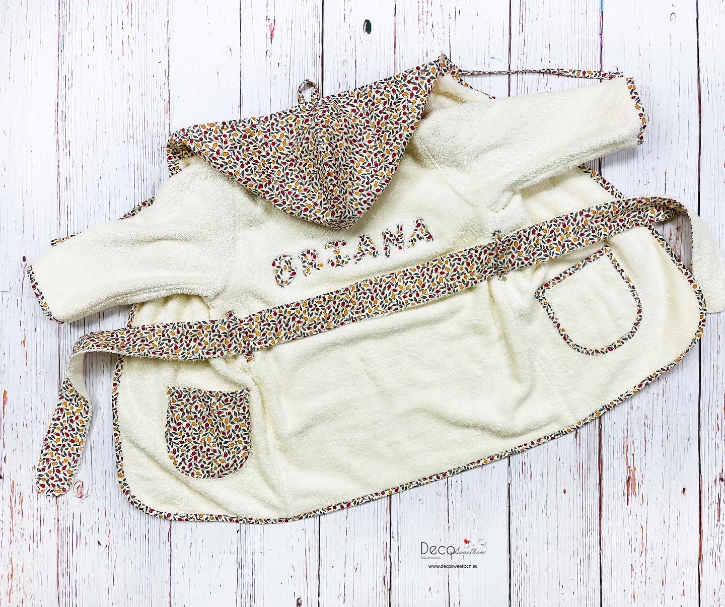 BATA DE BAÑO PERSONALIZABLE - Decosweetbcn