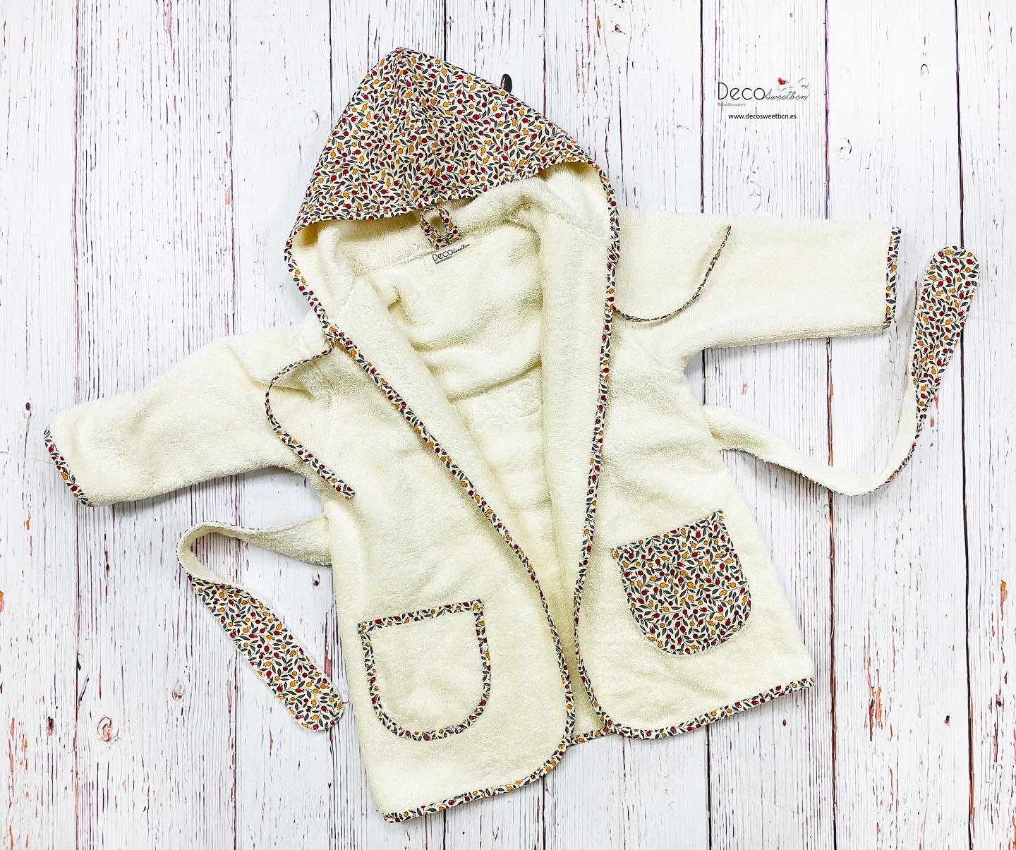 BATA DE BAÑO PERSONALIZABLE - Decosweetbcn