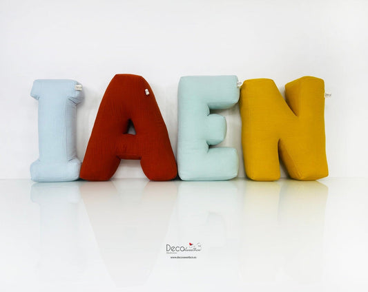 COJÍN LETRA - MUSELINA - Decosweetbcn